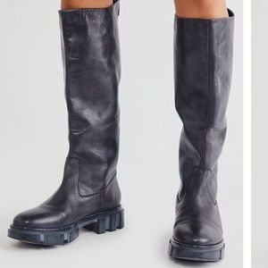 Free People Brooks Tall Boots. Black 38.5.